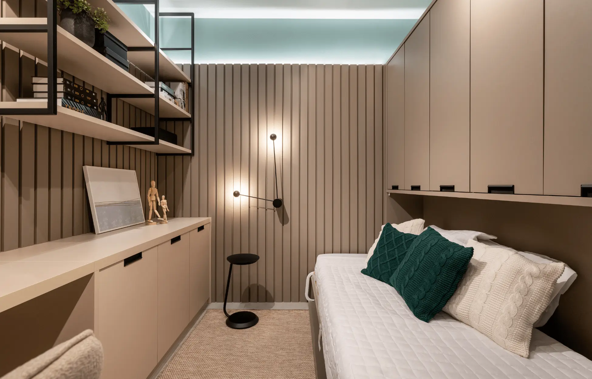 Dormitório multifuncional Italínea Casa & Cozinha